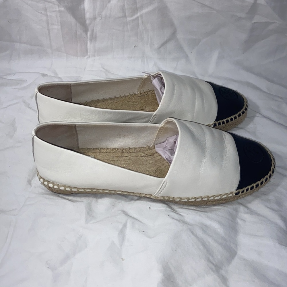 Like new Tory Burch White and Black Cap Toe Colorblock Espadrilles Flats - Picture 6 of 16